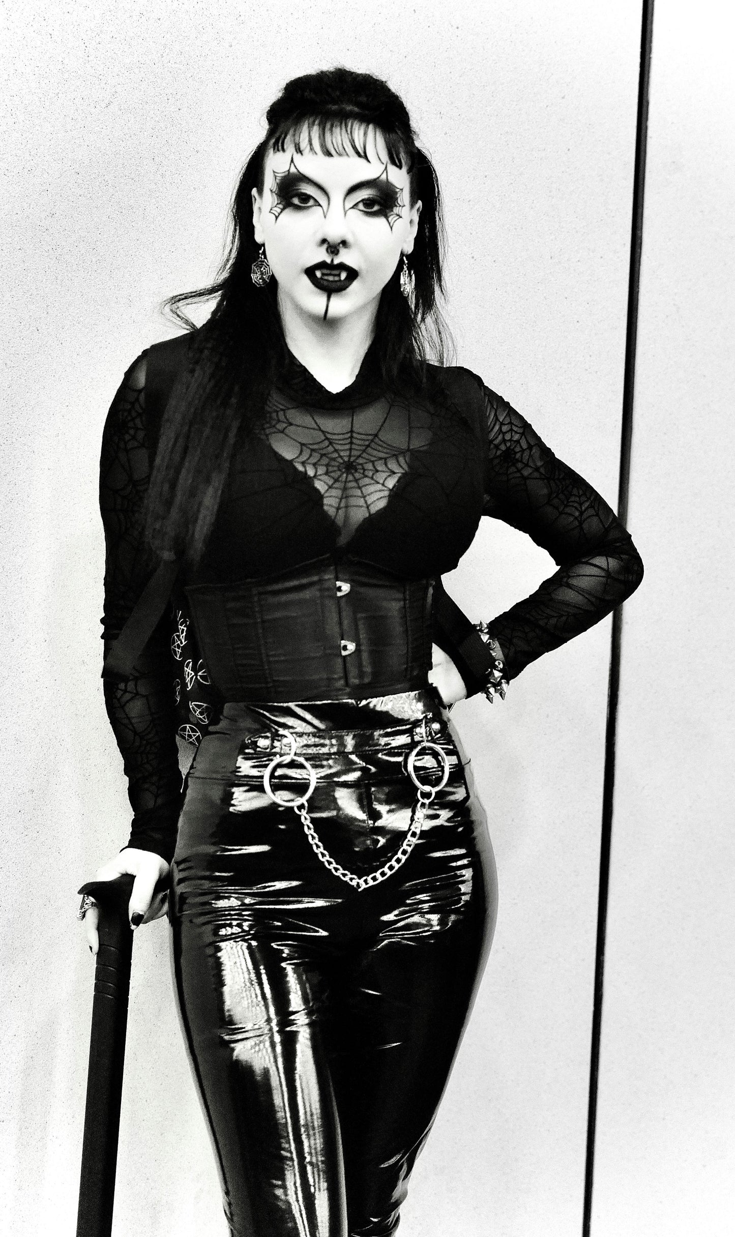 Vampiress in Vinyl